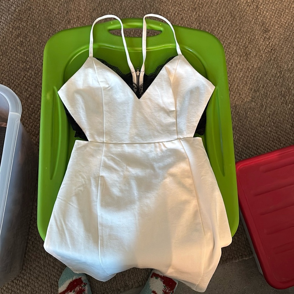 NWT lulu’s LUSH dress. White with gorgeous black lace detail back.